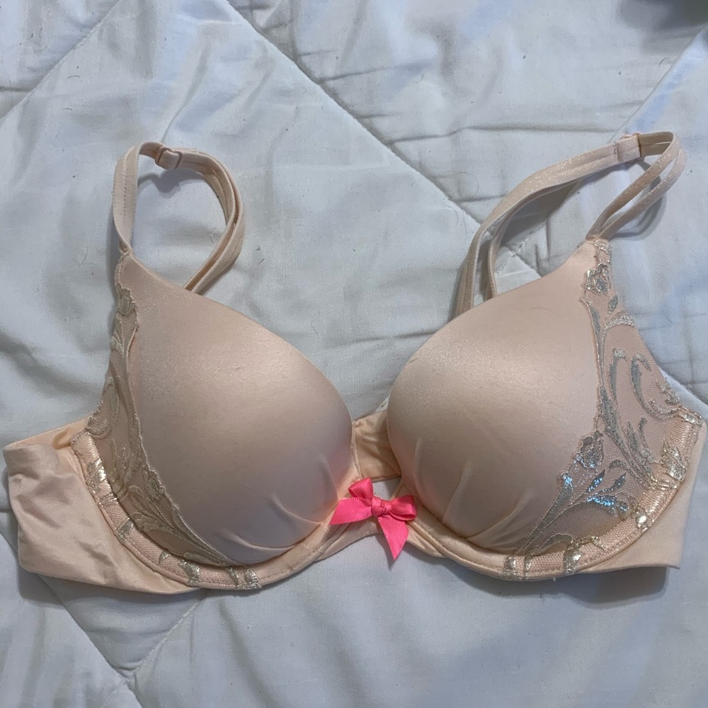 Victoria Secret Baby Pink PushUp Bra